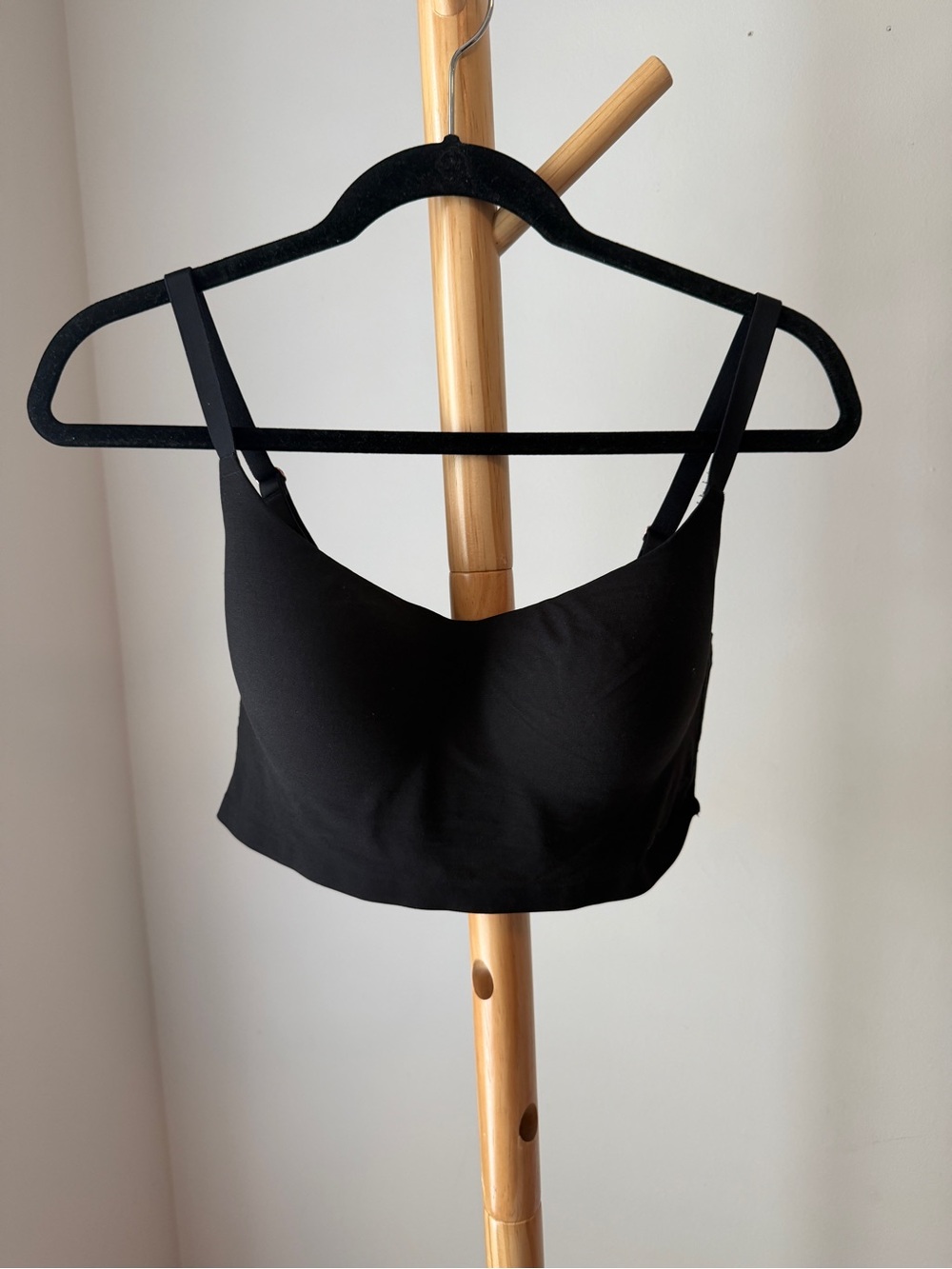 Pink Victoria’s Secret Scoop Neck Seamless Sports Bra Black Wireless Size XL